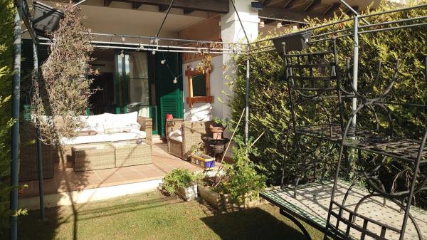 Chalet adosado en calle Londres, 2