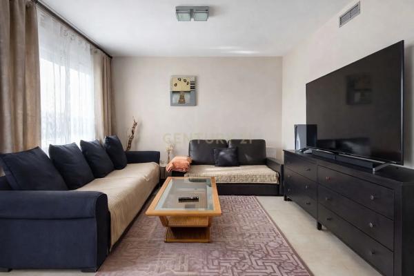 Chalet adosado en avenida Serra D'Aitana, 18