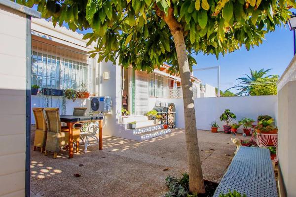 Chalet pareado en avenida del Pí