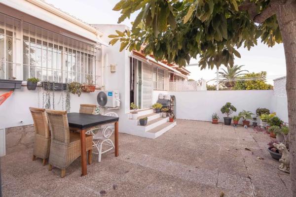 Chalet pareado en avenida del Pí