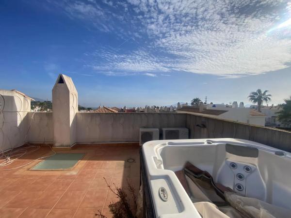 Chalet adosado en calle Serra del Cabeçó d'Or, 27