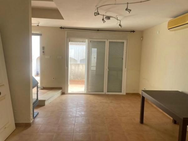 Chalet adosado en calle Serra del Cabeçó d'Or, 27