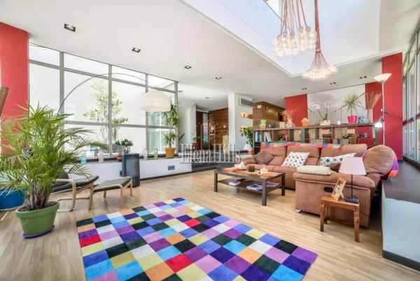 Casa independiente en calle Sorolla