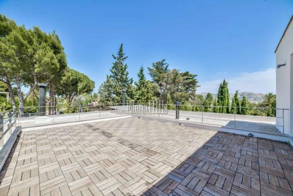 Casa independiente en calle Sorolla