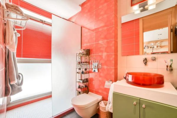 Casa independiente en calle Sorolla