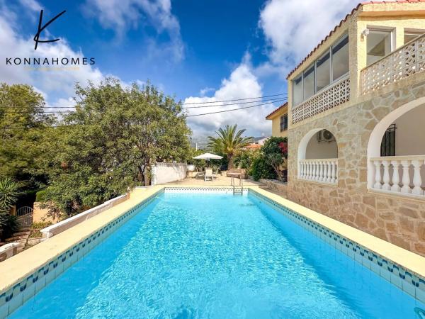 Casa independiente en calle Serra del Ferrer