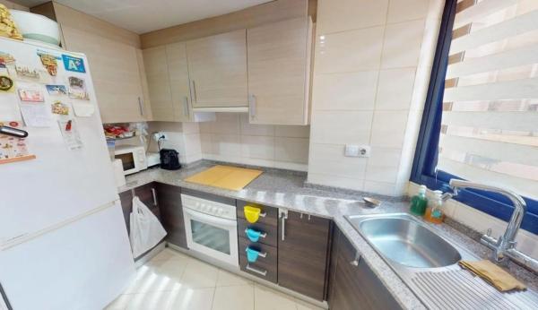 Piso en avenida Rosa dels Vents