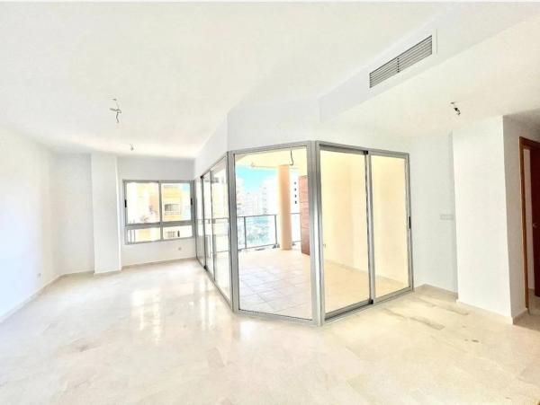 Piso en calle Gregal, 4