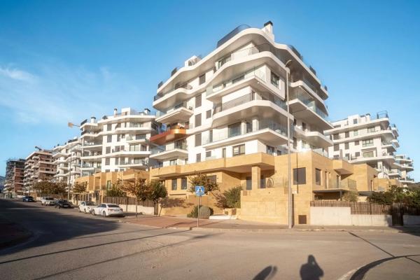 Dúplex en calle Edeta