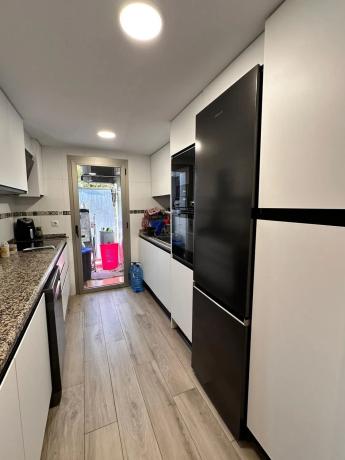 Piso en avenida Mestral, 4