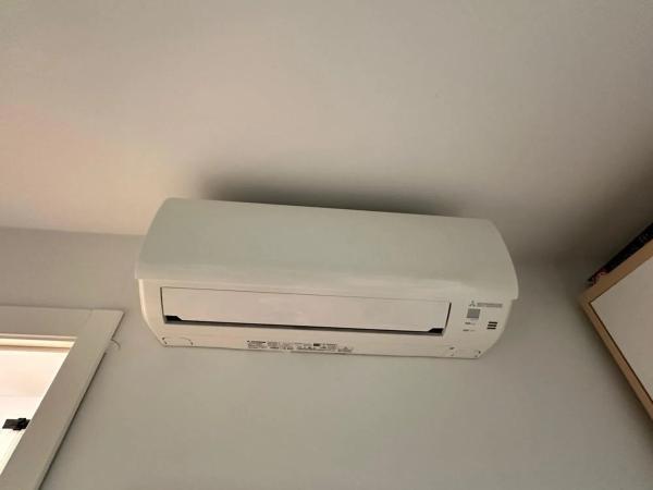 Piso en avenida Mestral, 4