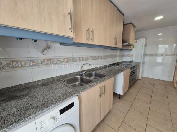 Piso en calle Guadalest