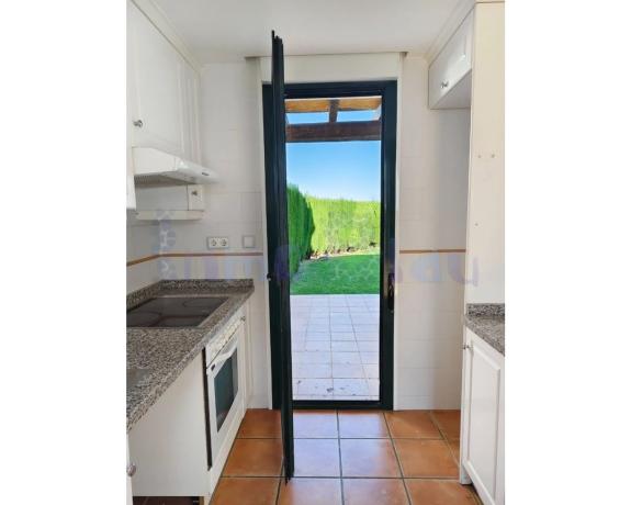 Casa independiente en avenida Balcon de Ponoig s/n