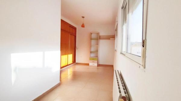 Chalet adosado en calle Escritor Vintila Horia