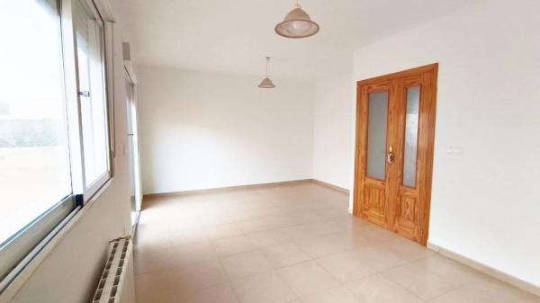 Chalet adosado en calle Escritor Vintila Horia