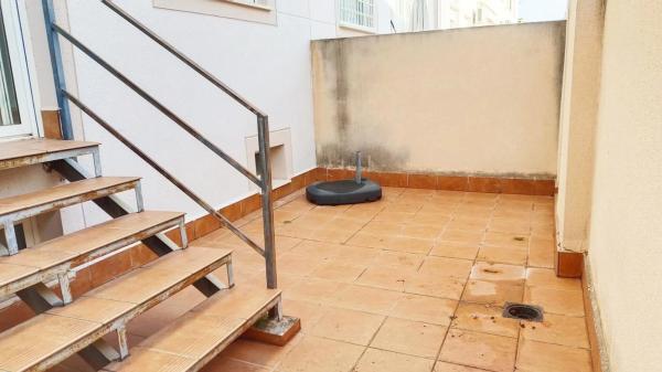 Chalet adosado en calle Escritor Vintila Horia