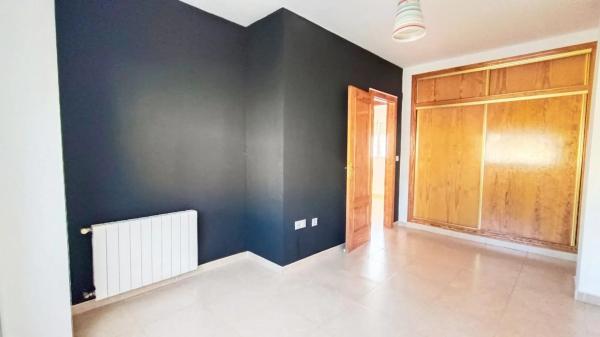 Chalet adosado en calle Escritor Vintila Horia