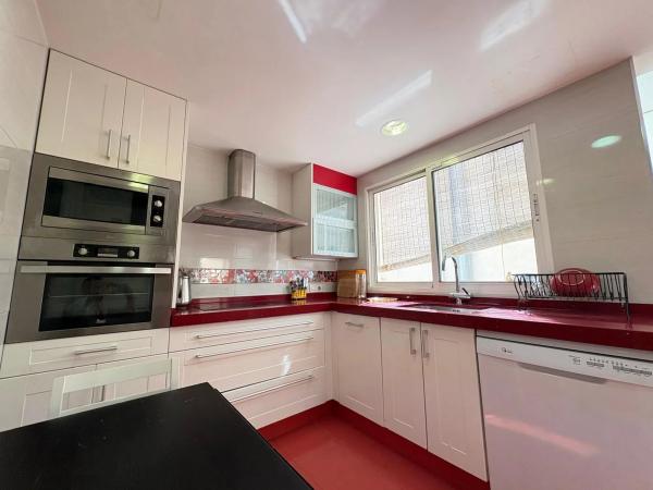 Piso en avenida de los Pinos