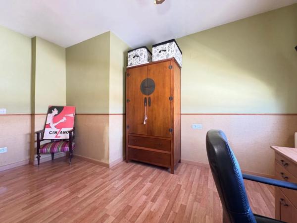 Piso en avenida de los Pinos