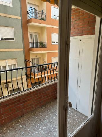 Estudio en calle Aragón, 27