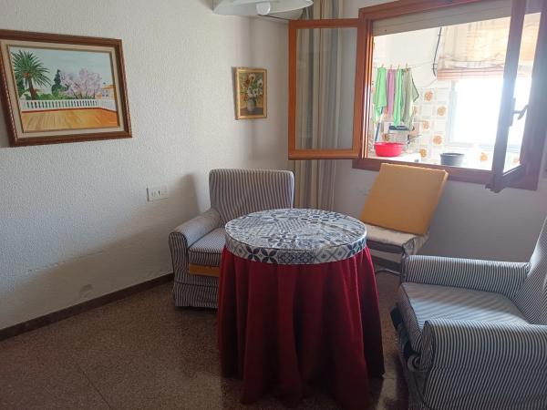 Piso en plaza de Santa María Magdalena