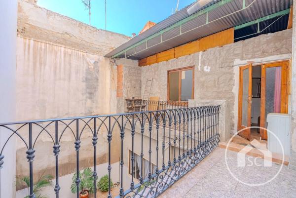 Casa independiente en calle Major