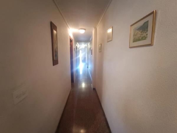 Piso en plaza de Santa María Magdalena