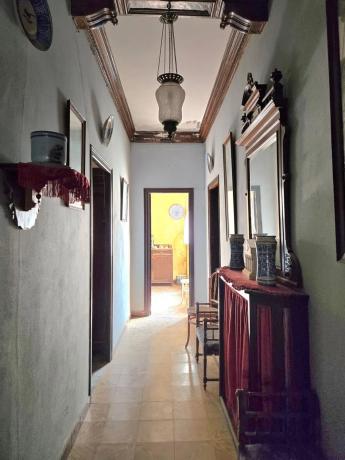 Casa independiente en plaza de la Sala