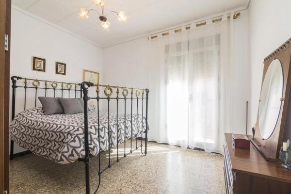 Chalet adosado en calle San Isidro, 3