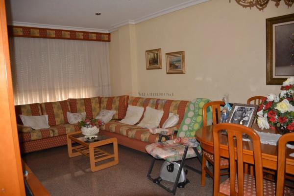 Piso en calle Venezuela, 10