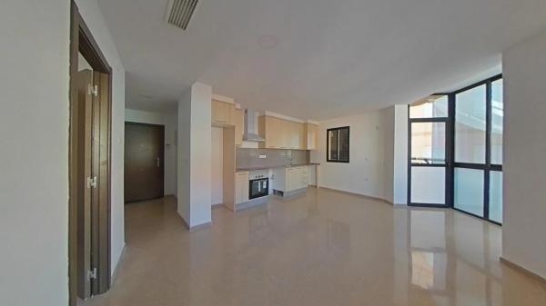 Piso en calle Eugenio Montes