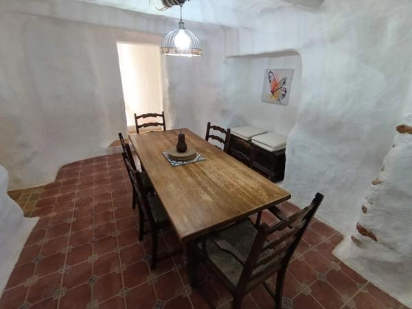 Casa independiente en calle Cuevas del Norte