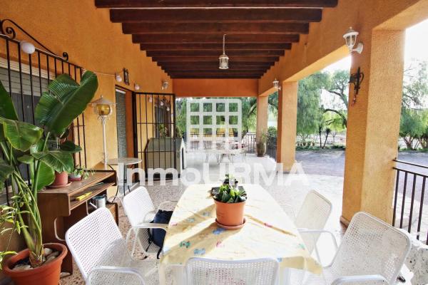 Casa independiente en Partida Peter Rives