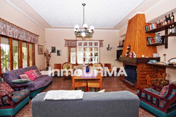 Casa independiente en Partida Peter Rives