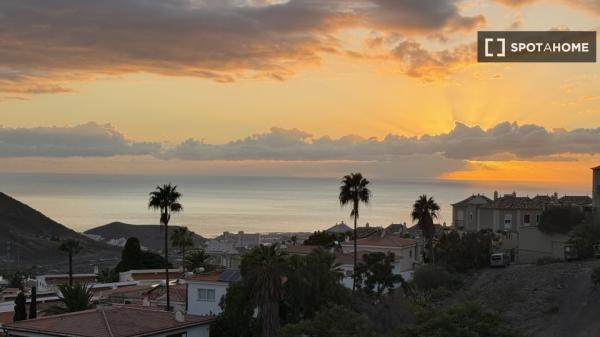 Apartamento en alquiler en Arona