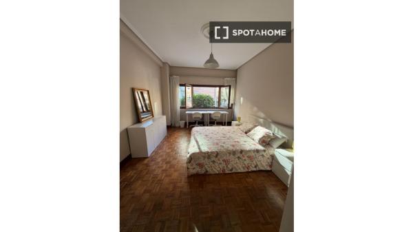Chambre en colocation à louer, San Pedro de Deustu