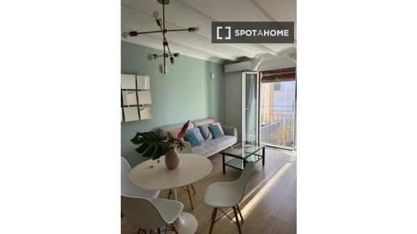 Apartamento de 3 dormitorios en El Raval, Barcelona