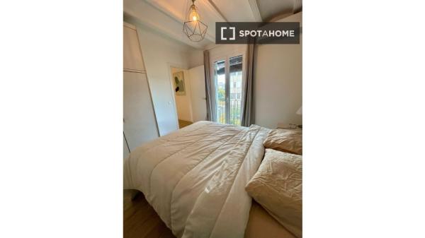 Apartamento de 3 dormitorios en El Raval, Barcelona