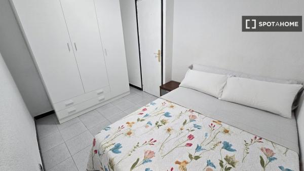 Apartamento de 2 habitaciones en El Baix Guinardó, Barcelona