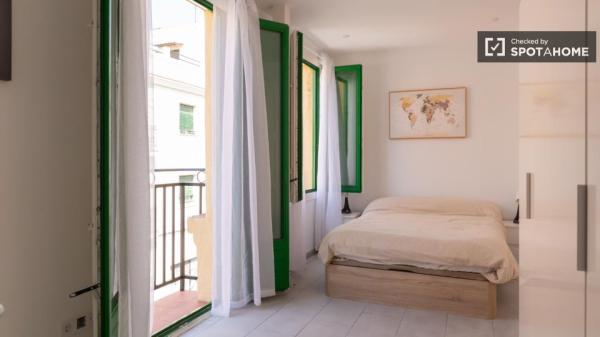 Se alquila habitación en piso compartido, Puerta del Ángel, Madrid.