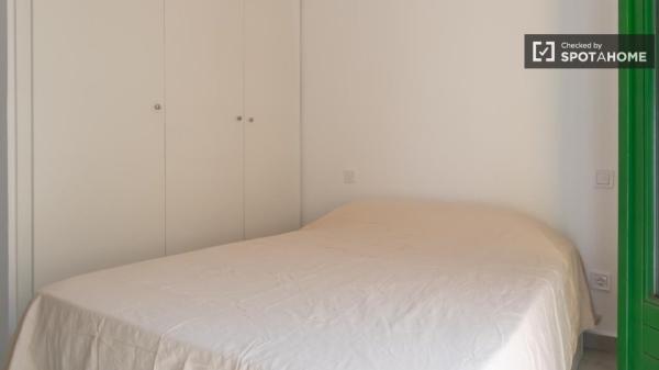 Zimmer in einer Wohngemeinschaft zu vermieten, Puerta del Ángel, Madrid