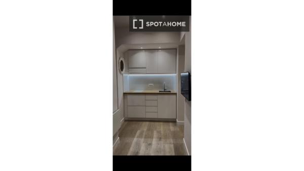 Estudio en alquiler en Vila de Gràcia, Barcelona