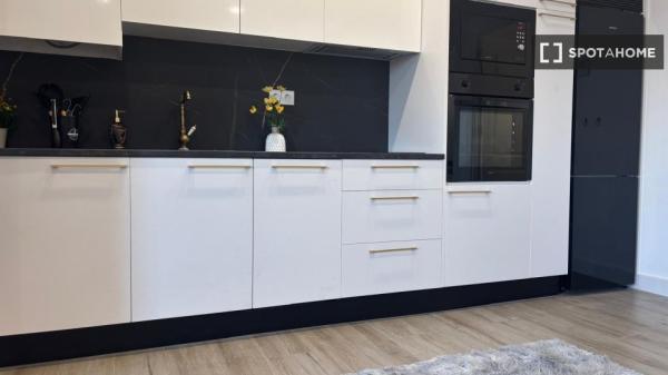 Piso de 2 dormitorios en alquiler en Zaragoza