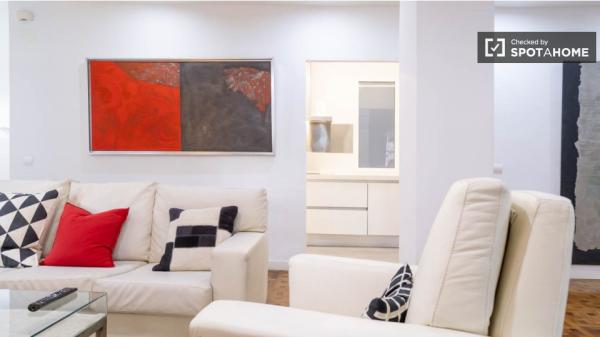 Piso de 3 habitaciones en alquiler en Almenara, Madrid