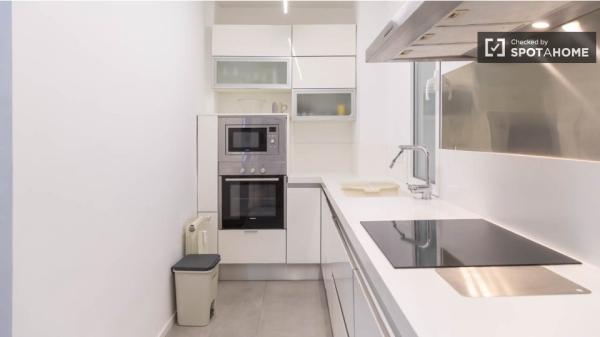 Piso de 3 habitaciones en alquiler en Almenara, Madrid