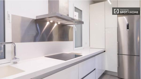 Piso de 3 habitaciones en alquiler en Almenara, Madrid