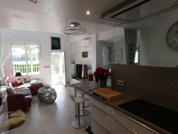 Chalet en avenida Antonio Pedrera Soler, 1737