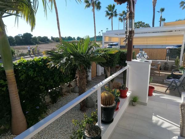 Chalet en avenida Antonio Pedrera Soler, 1737