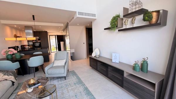 Chalet pareado en calle Dolores, 1