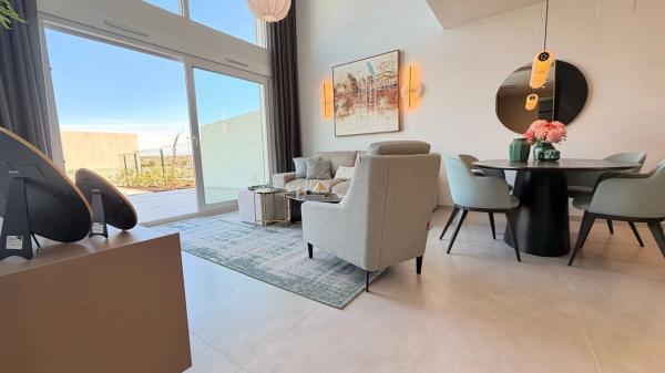 Chalet pareado en calle Dolores, 1